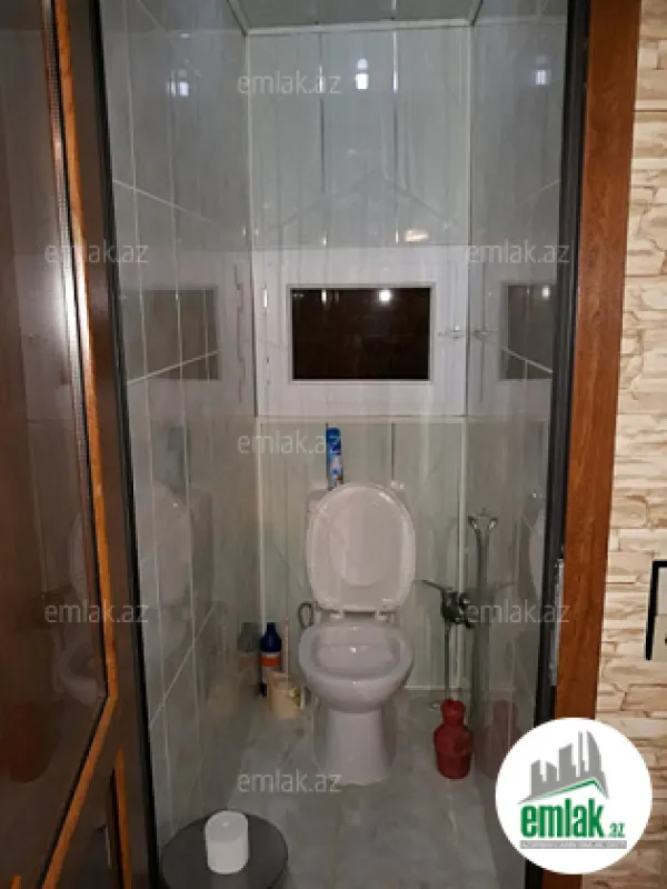 Satılır 3 otaqlı köhnə tikili 82 m²