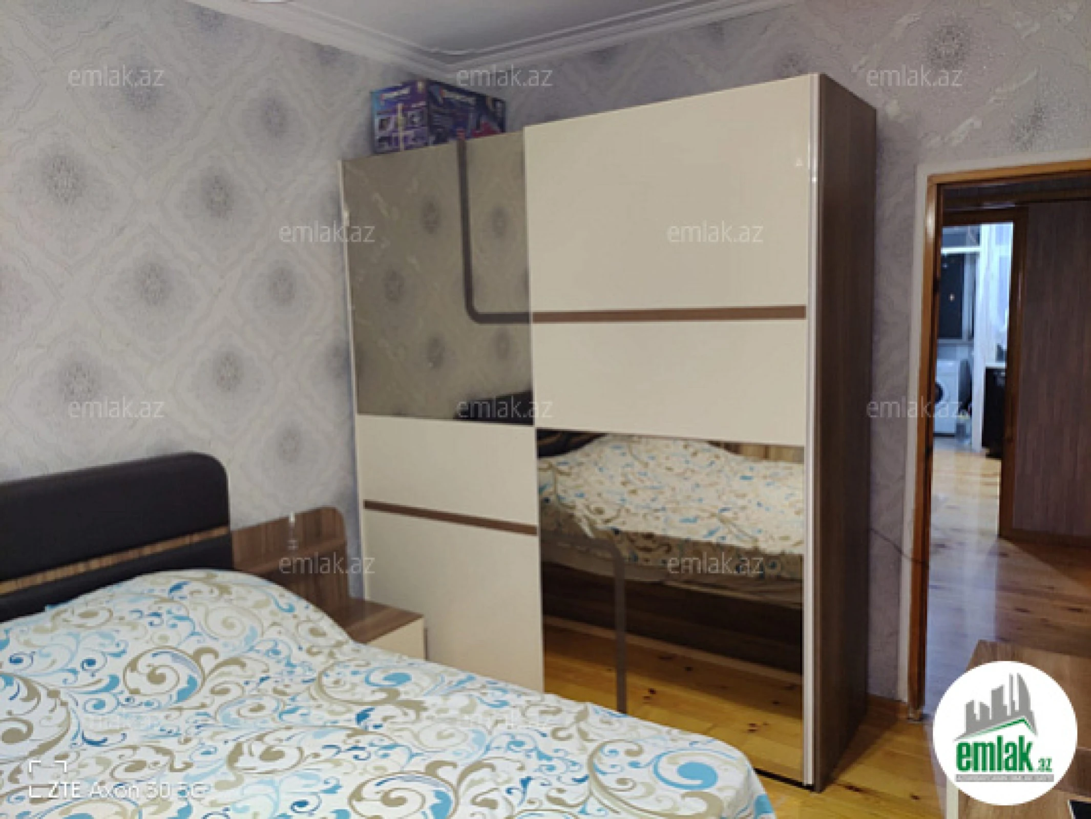Satılır 3 otaqlı köhnə tikili 82 m²