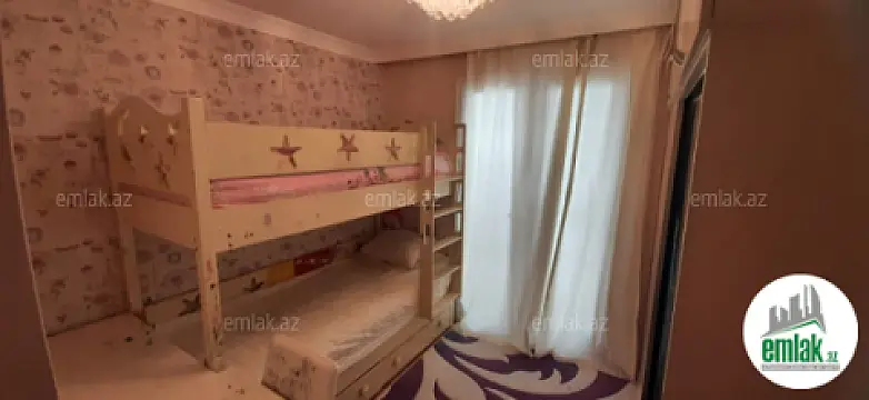 Satılır 3 otaqlı köhnə tikili 85 m²