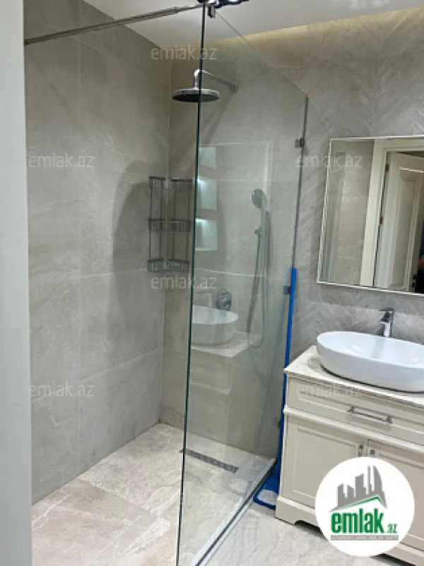 Satılır 3 otaqlı yeni tikili 107 m²