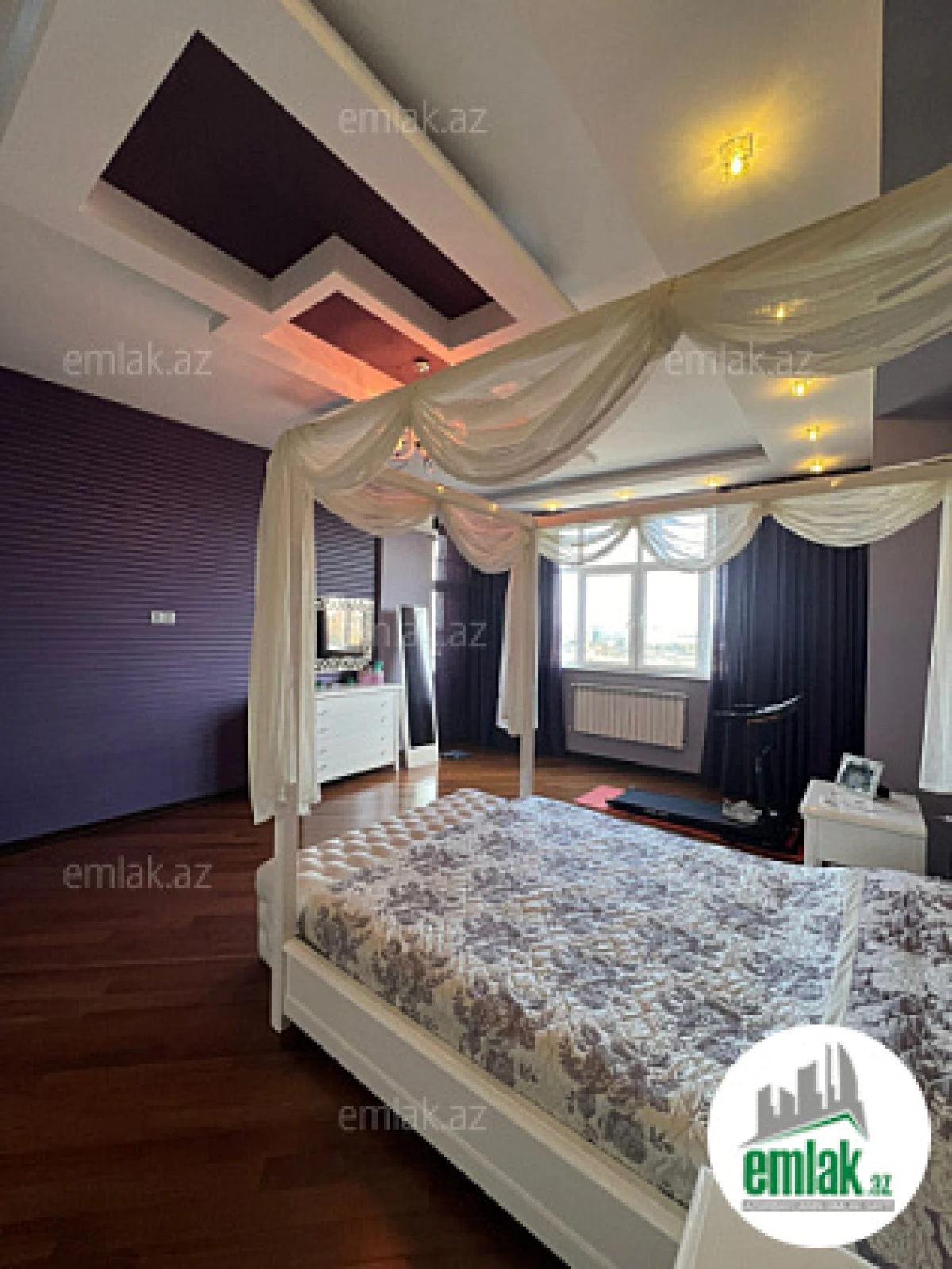 Satılır 3 otaqlı yeni tikili 170 m²