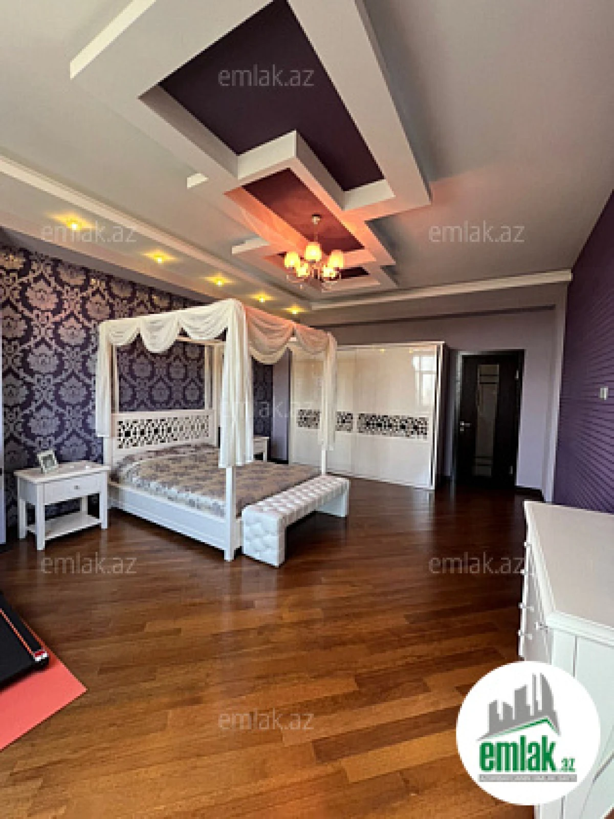 Satılır 3 otaqlı yeni tikili 170 m²