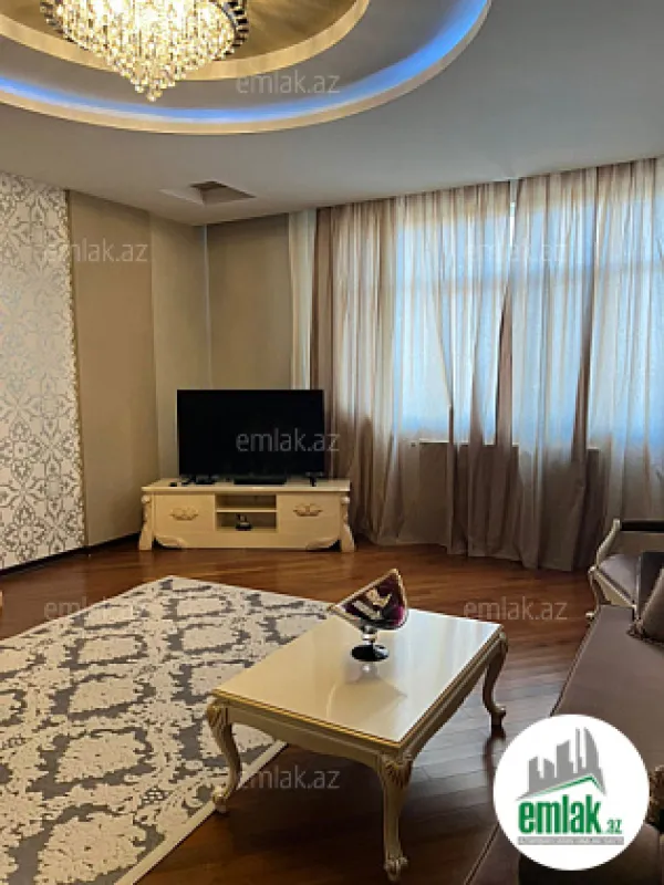 Satılır 3 otaqlı yeni tikili 170 m²
