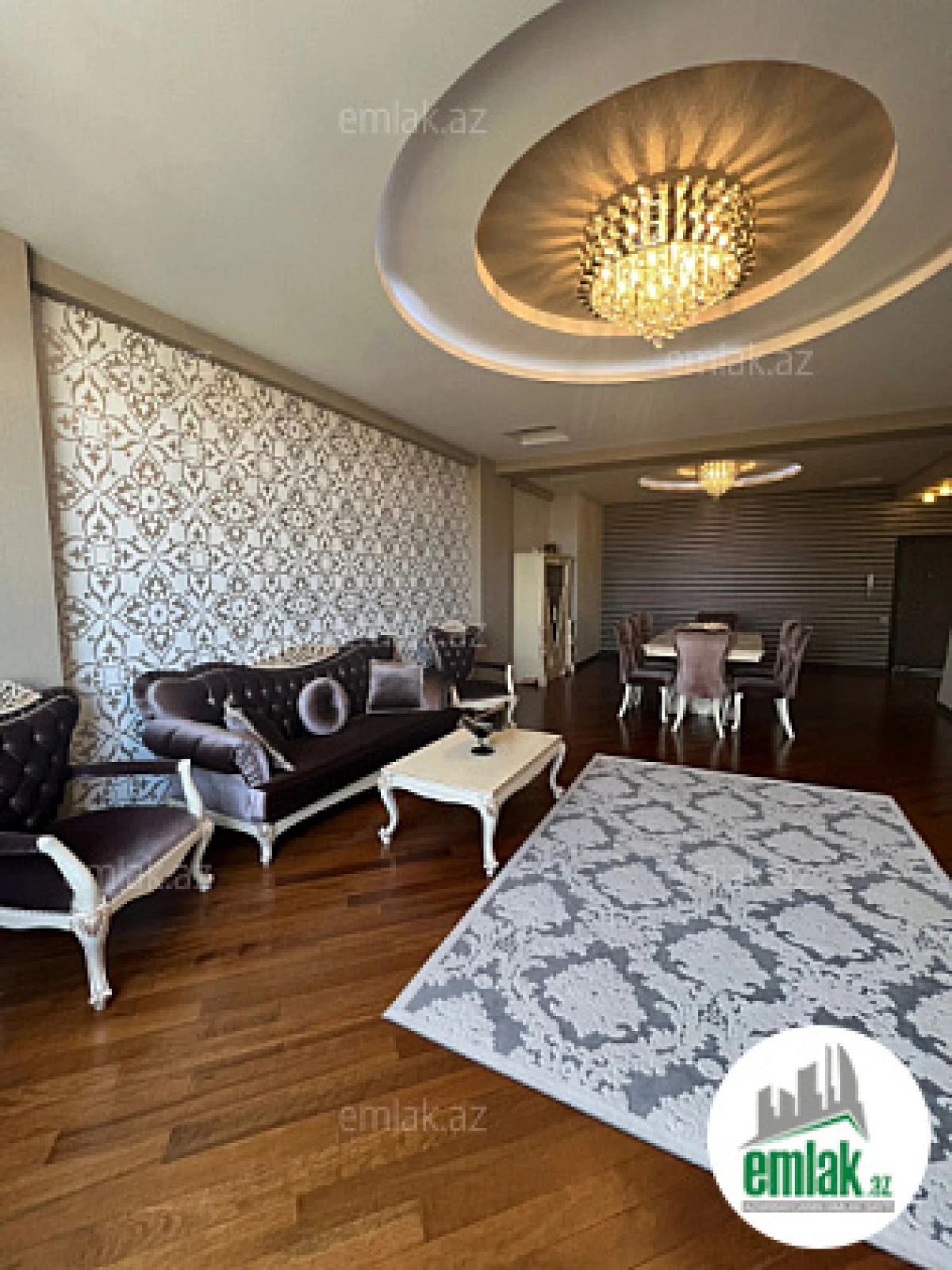 Satılır 3 otaqlı yeni tikili 170 m²