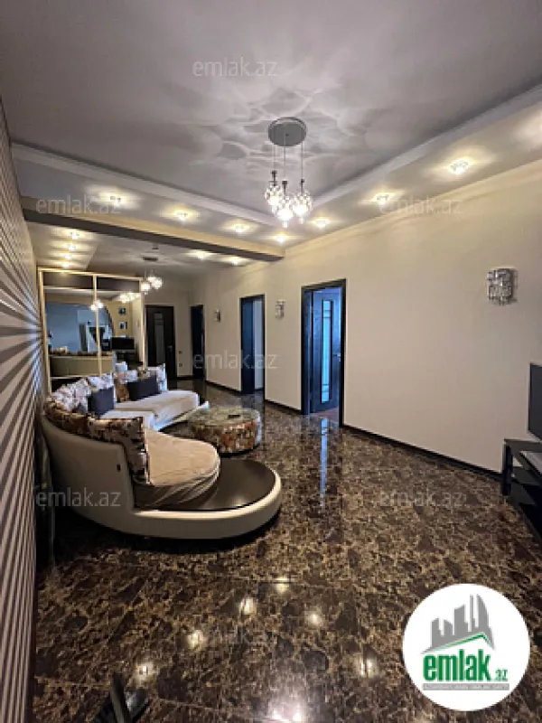 Satılır 3 otaqlı yeni tikili 170 m²