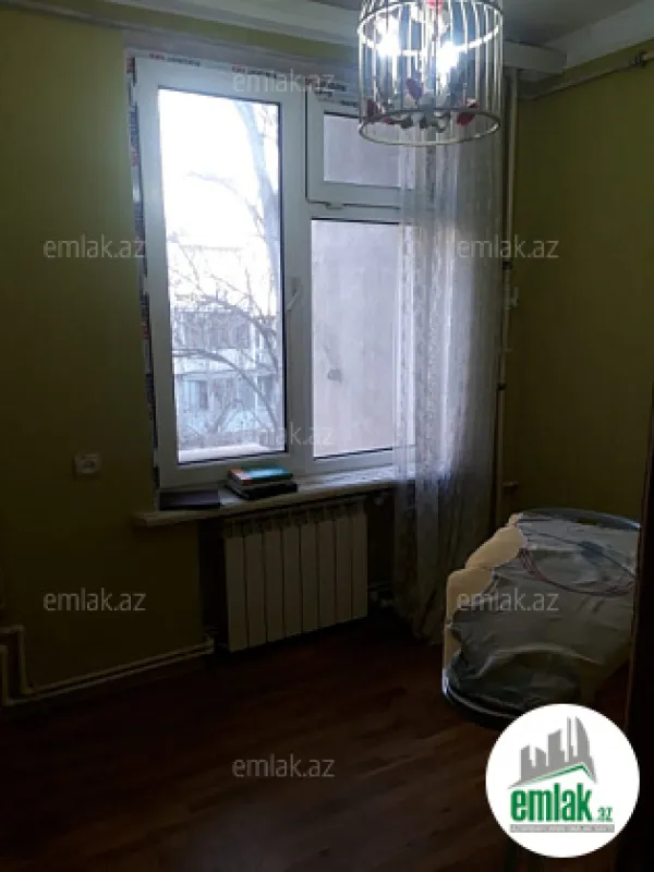 Satılır 2 otaqlı köhnə tikili 40 m²