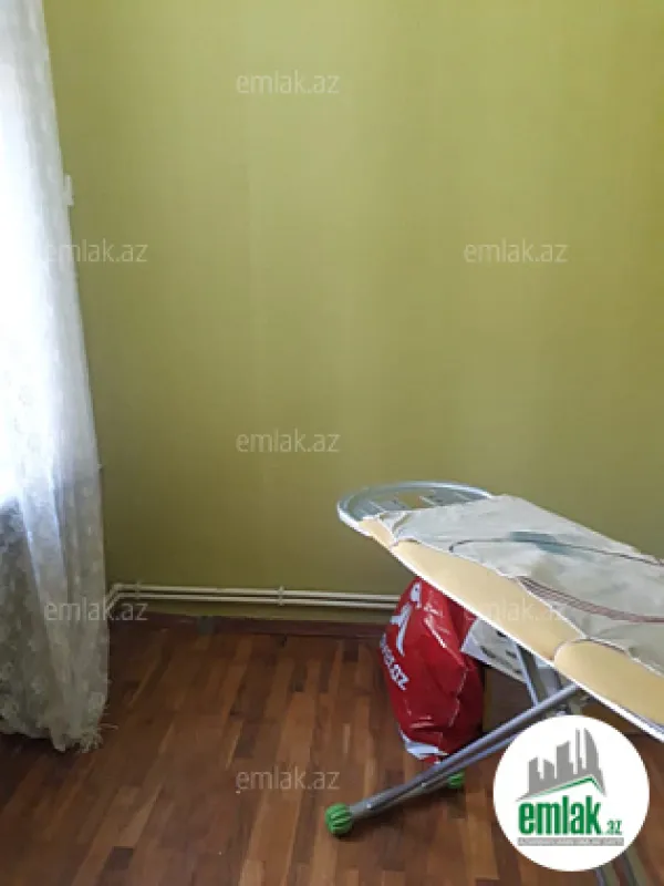 Satılır 2 otaqlı köhnə tikili 40 m²