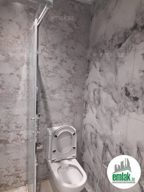 Satılır 3 otaqlı yeni tikili 125 m²