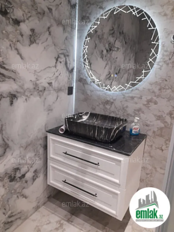 Satılır 3 otaqlı yeni tikili 125 m²