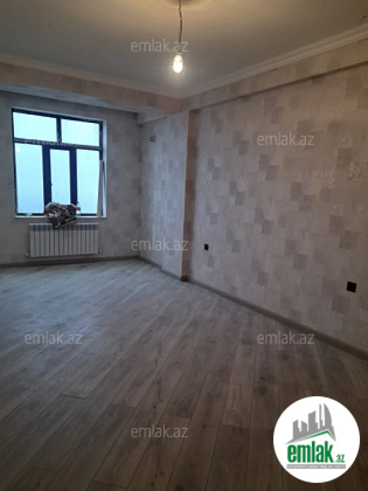 Satılır 3 otaqlı yeni tikili 125 m²