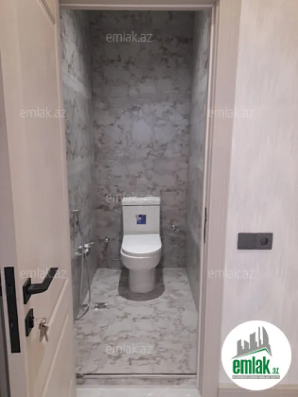 Satılır 3 otaqlı yeni tikili 125 m²