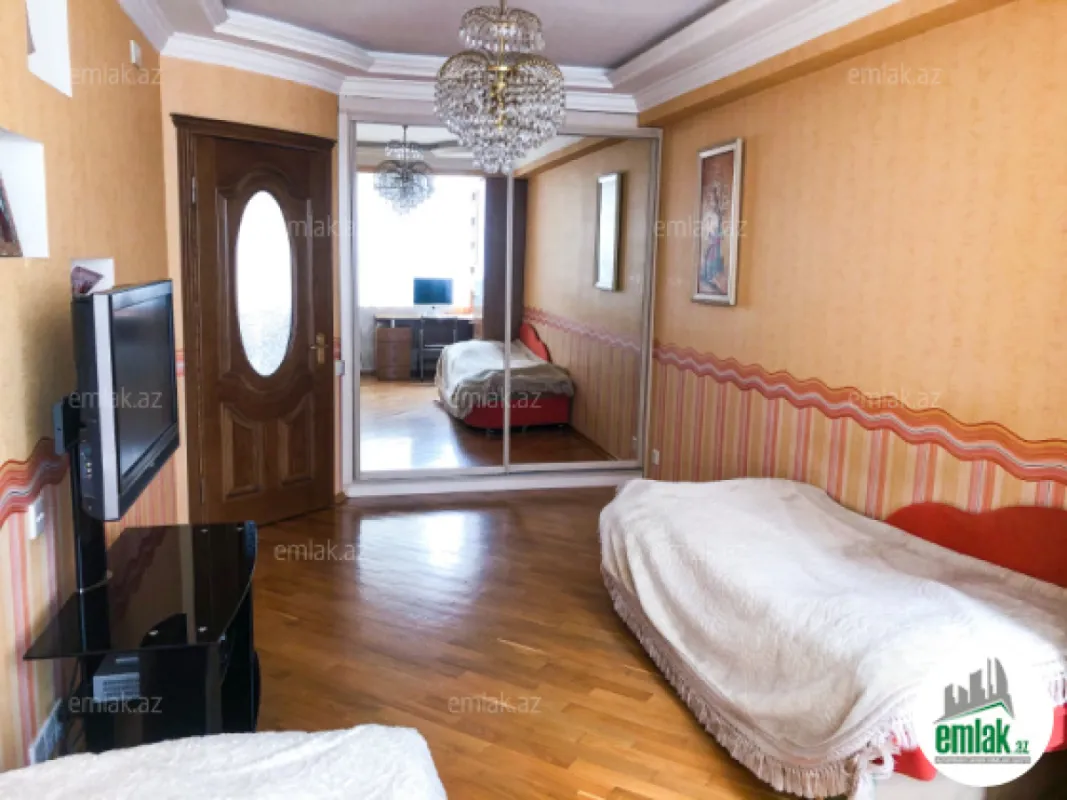 Satılır 3 otaqlı yeni tikili 105.5 m²