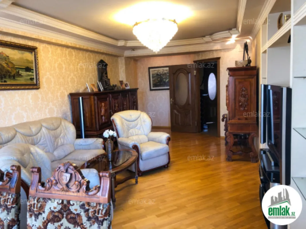 Satılır 3 otaqlı yeni tikili 105.5 m²