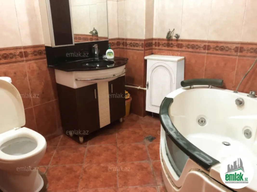 Satılır 3 otaqlı yeni tikili 105.5 m²