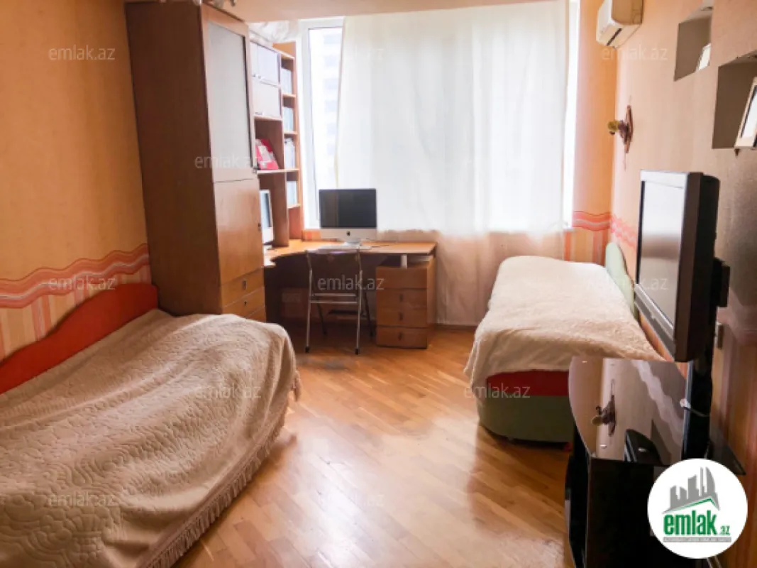 Satılır 3 otaqlı yeni tikili 105.5 m²