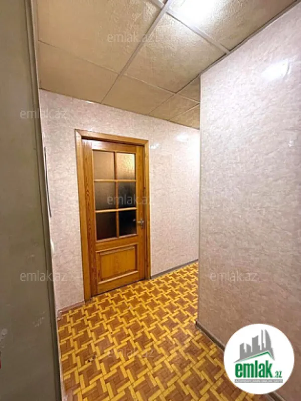 Satılır 2 otaqlı köhnə tikili 55 m²