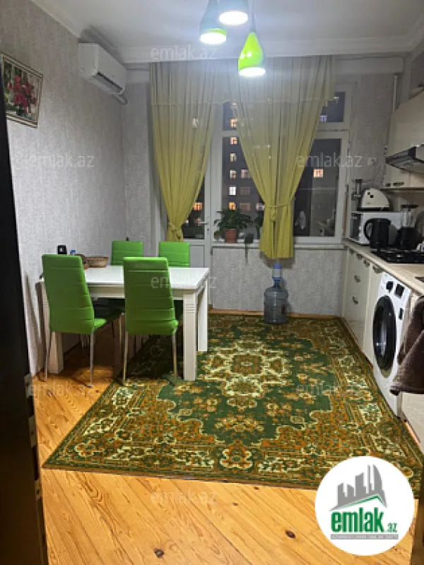 Satılır 3 otaqlı yeni tikili 125 m²