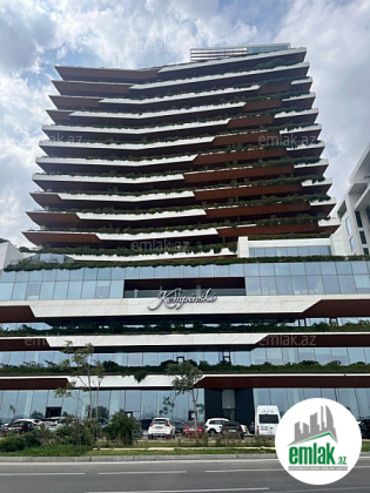 Satılır 5 otaqlı yeni tikili 2539000 m²