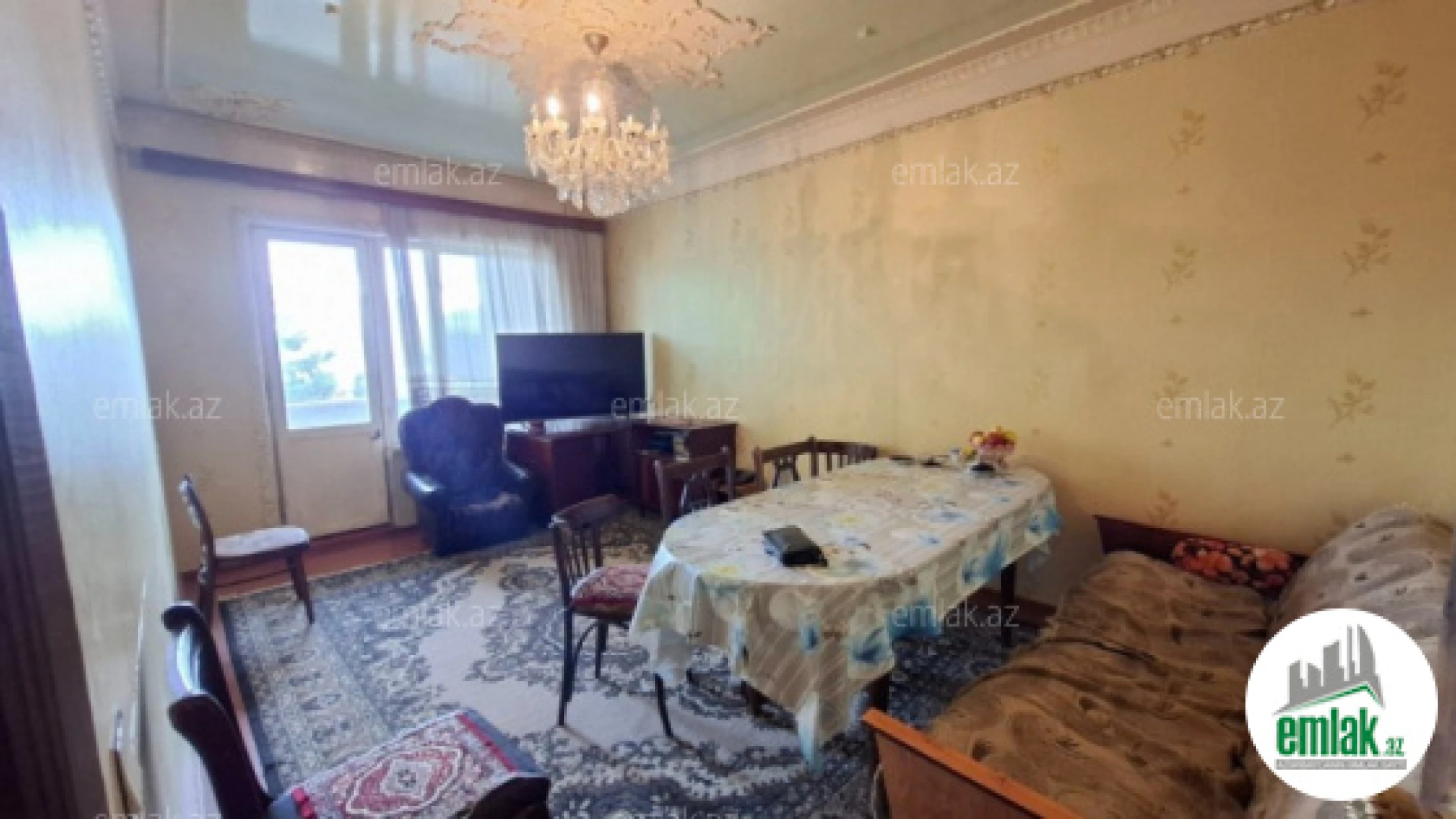 Satılır 4 otaqlı köhnə tikili 115 m²