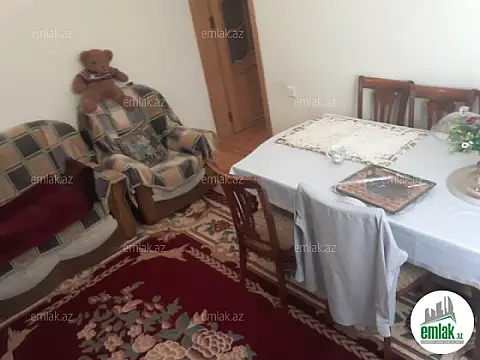 Satılır 6 otaqlı həyət evi 170 m²