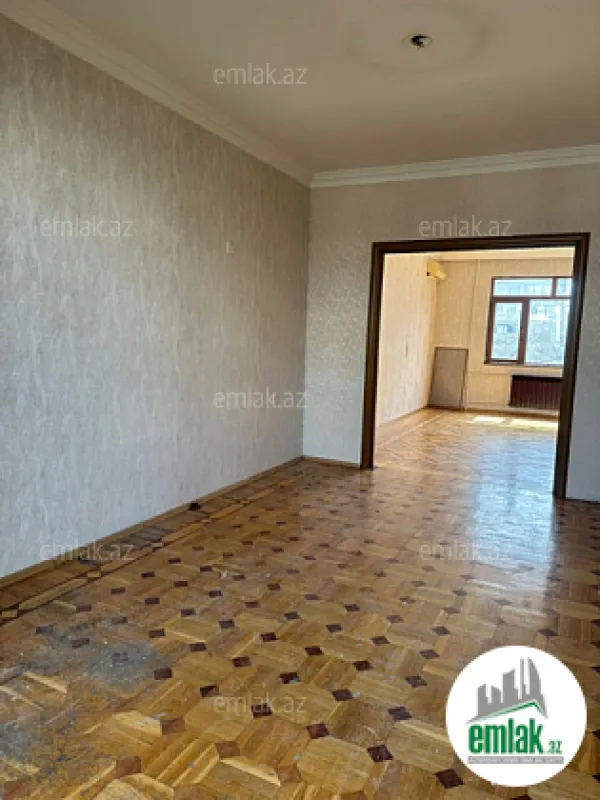 Satılır 3 otaqlı köhnə tikili 61 m²
