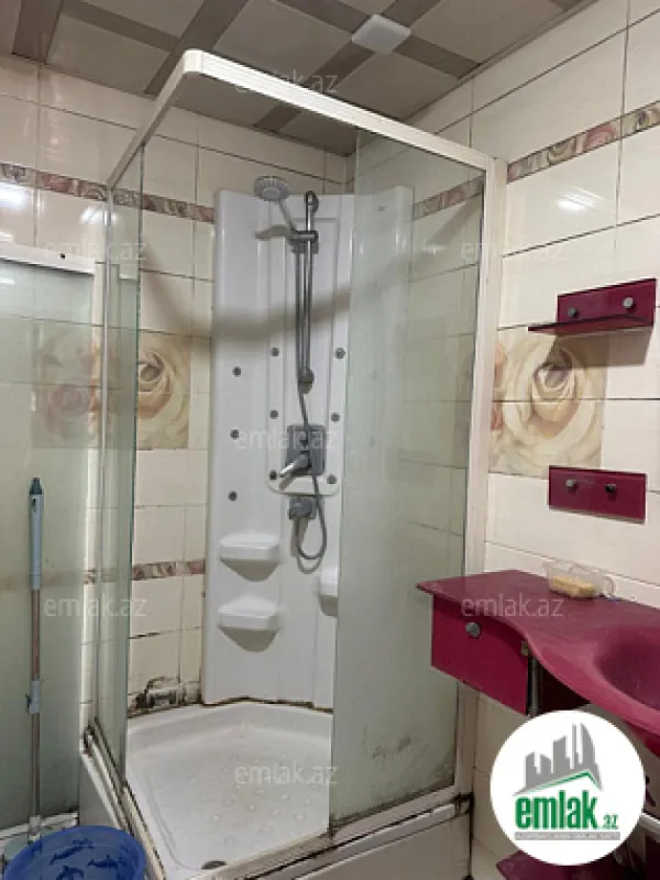 Satılır 3 otaqlı köhnə tikili 61 m²