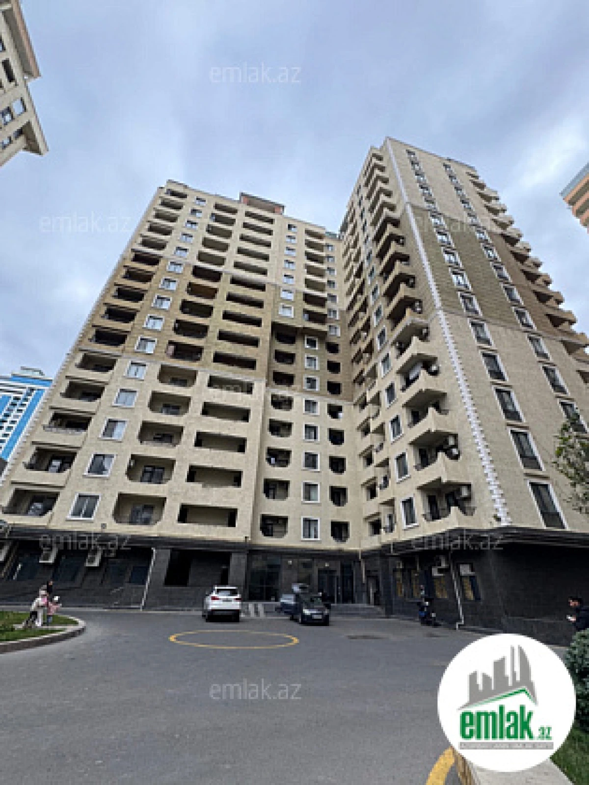 Satılır 2 otaqlı yeni tikili 100 m²