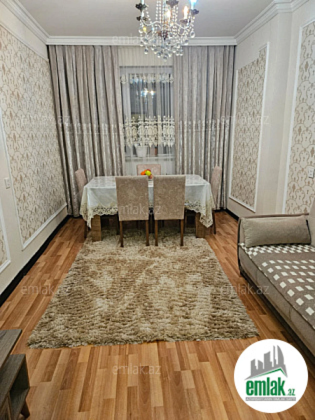 Satılır 3 otaqlı köhnə tikili 80 m²