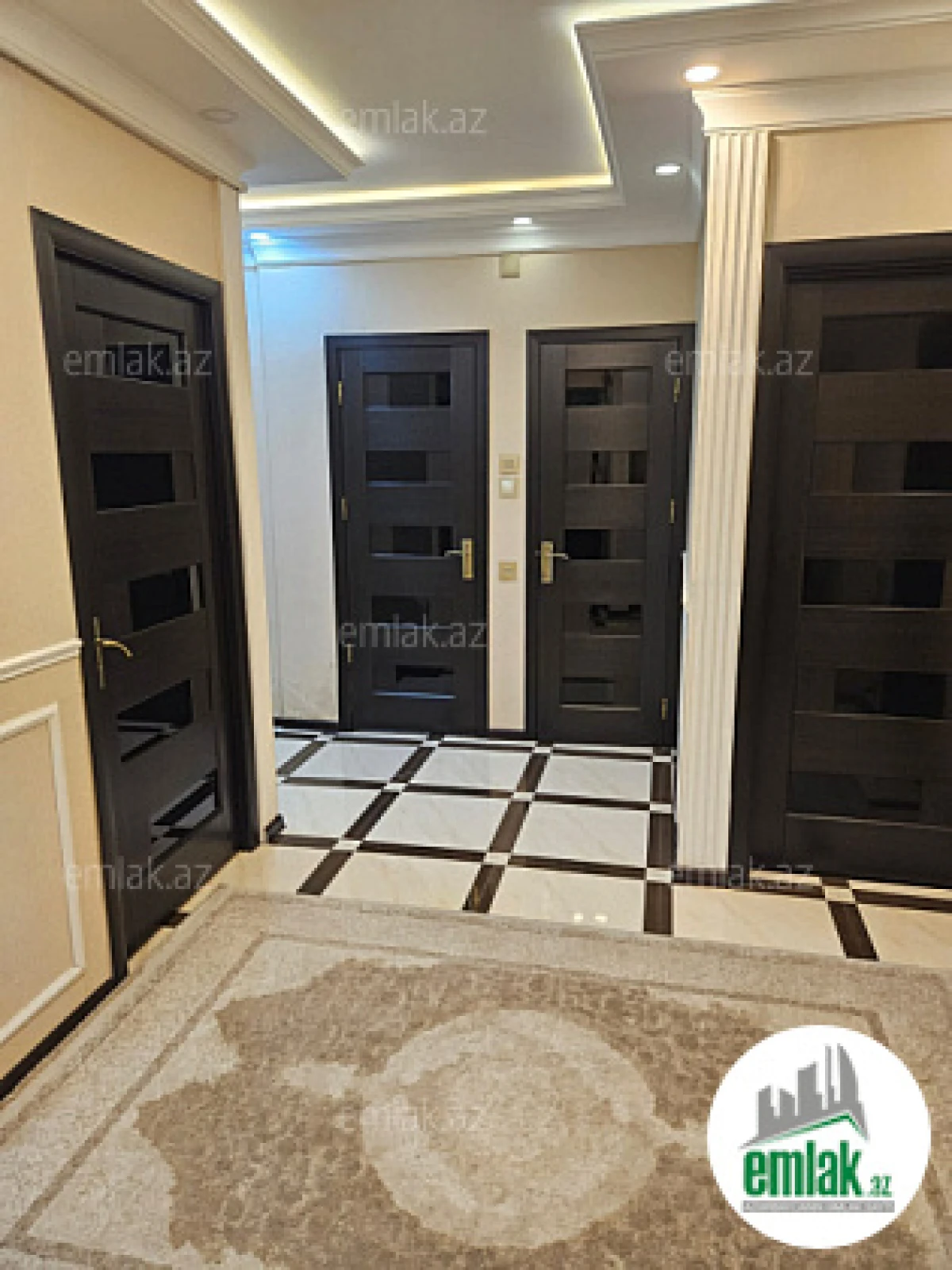 Satılır 3 otaqlı köhnə tikili 80 m²