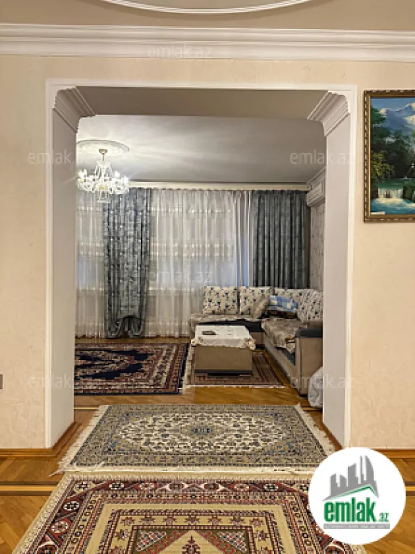 Satılır 4 otaqlı köhnə tikili 100.5 m²