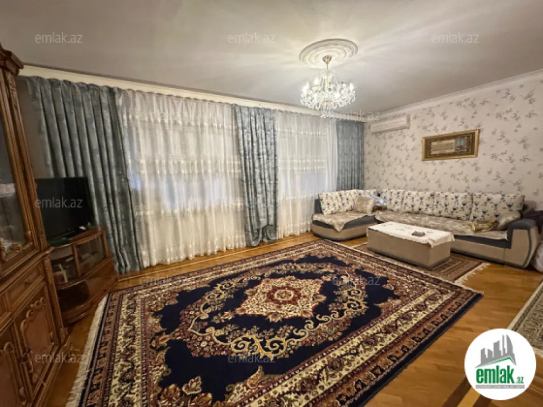 Satılır 4 otaqlı köhnə tikili 100.5 m²