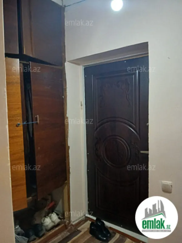 Satılır 1 otaqlı köhnə tikili 36 m²