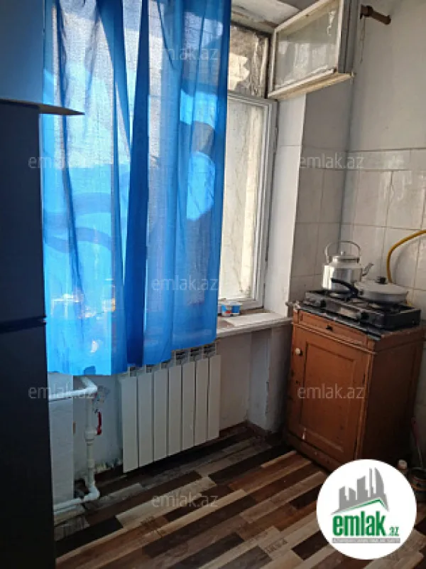 Satılır 1 otaqlı köhnə tikili 36 m²