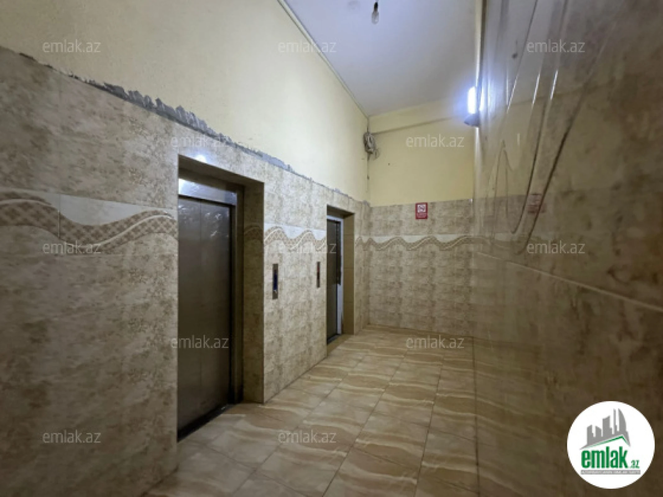 Satılır 2 otaqlı yeni tikili 68 m²