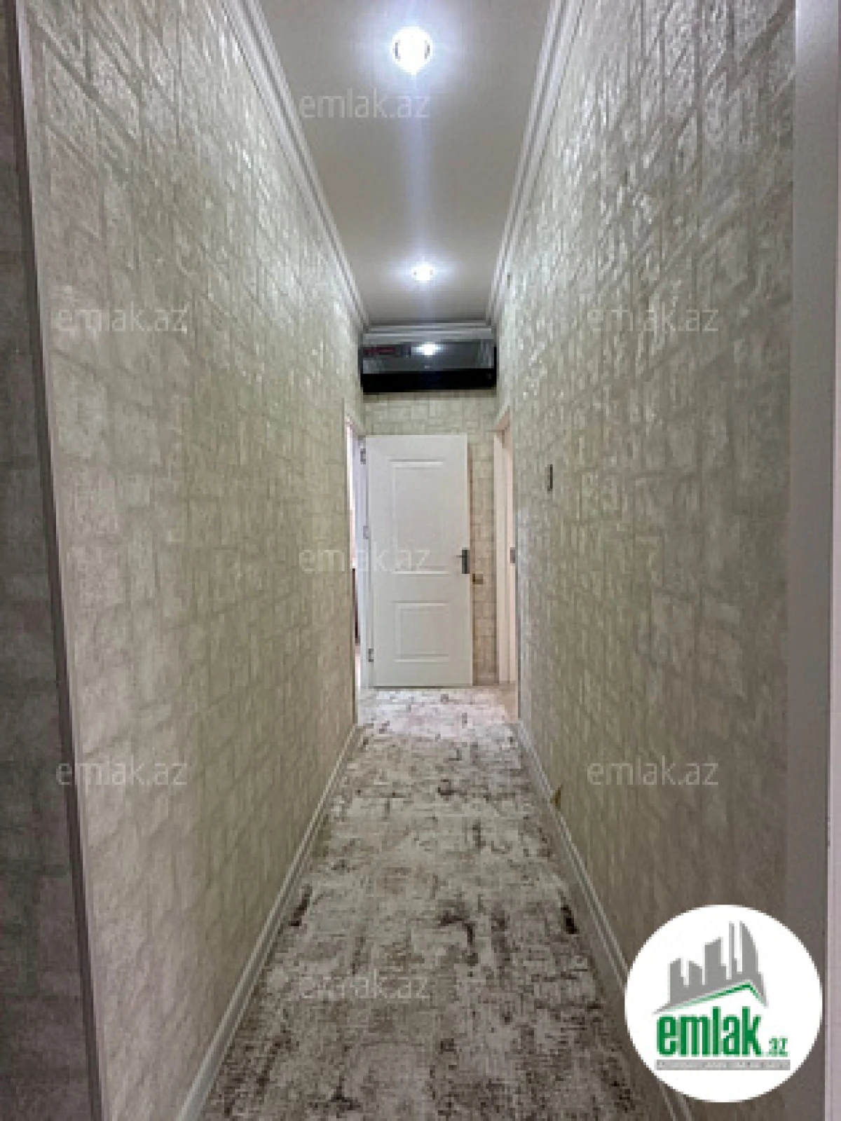 Satılır 2 otaqlı yeni tikili 68 m²