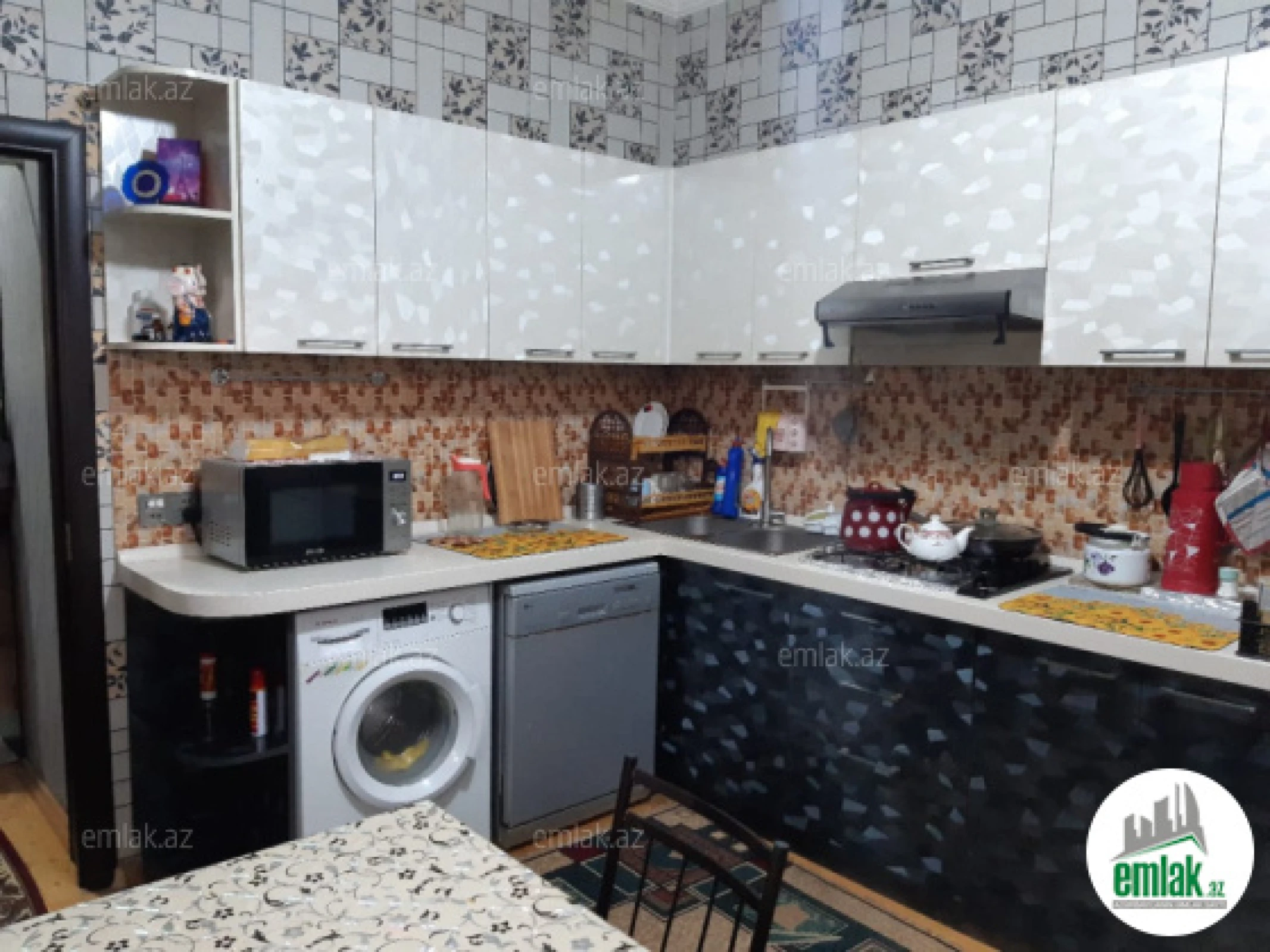 Satılır 6 otaqlı həyət evi 120 m²