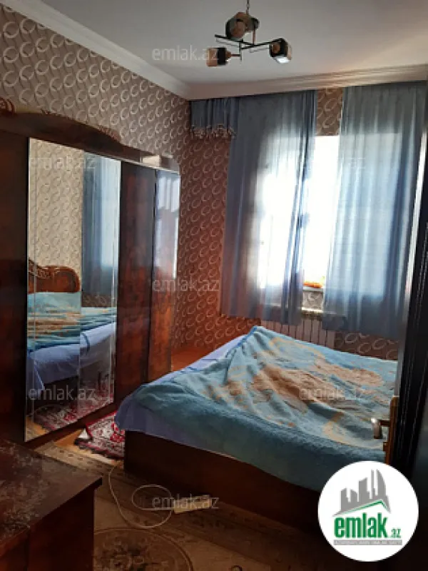 Satılır 6 otaqlı həyət evi 120 m²