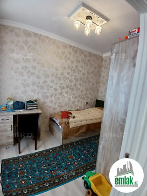Satılır 4 otaqlı həyət evi 105 m²