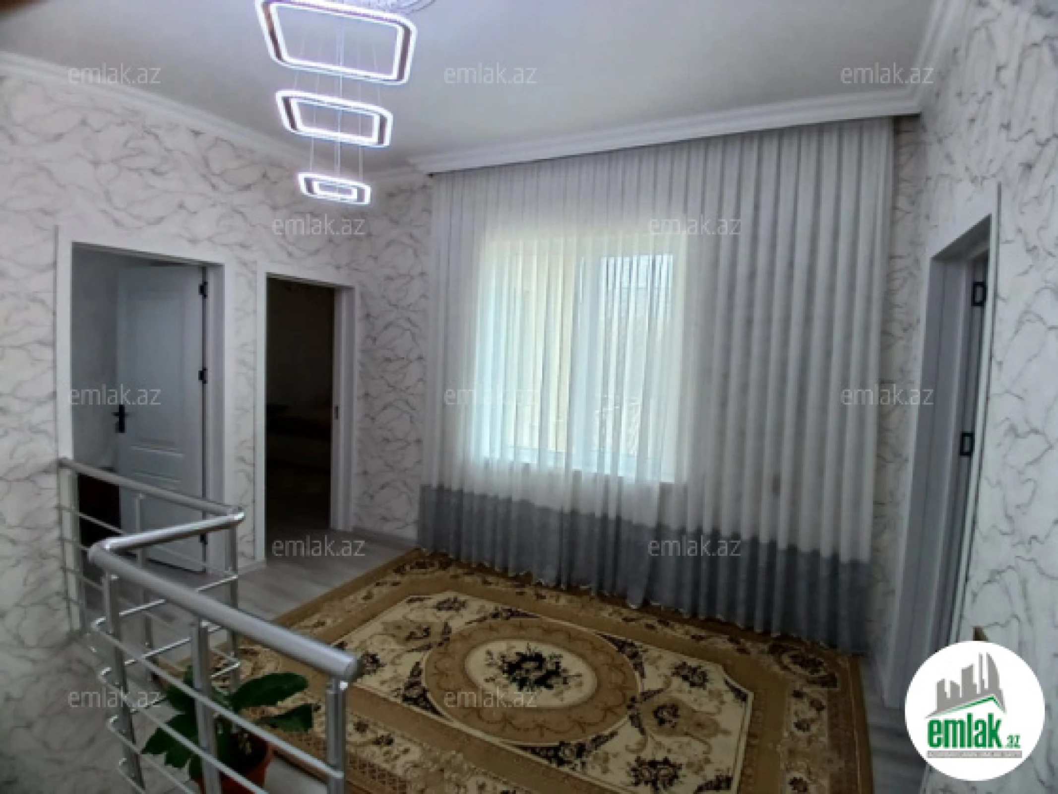 Satılır 4 otaqlı həyət evi 105 m²