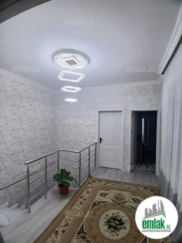Satılır 4 otaqlı həyət evi 105 m²