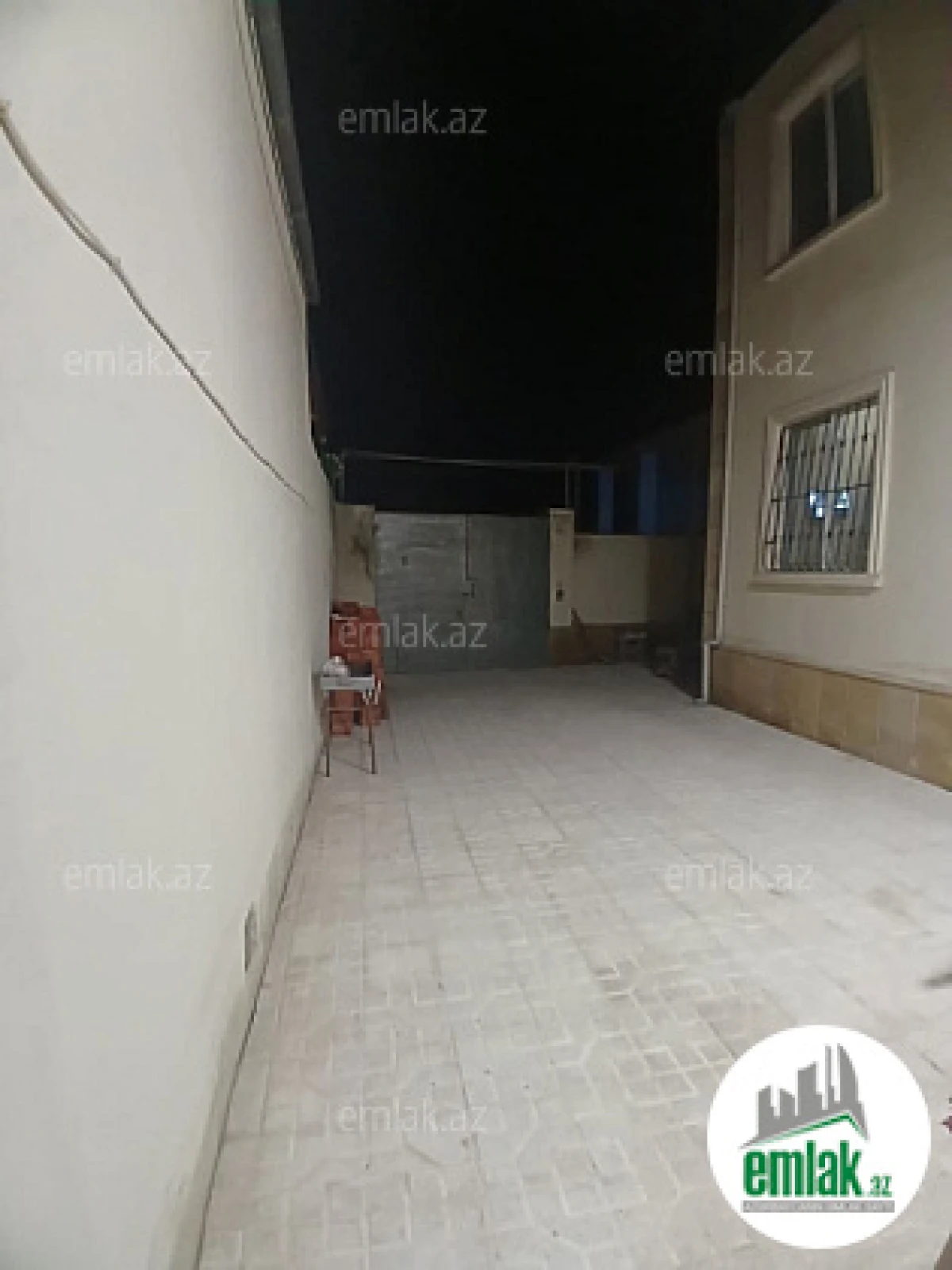 Satılır 4 otaqlı həyət evi 105 m²