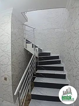 Satılır 4 otaqlı həyət evi 105 m²