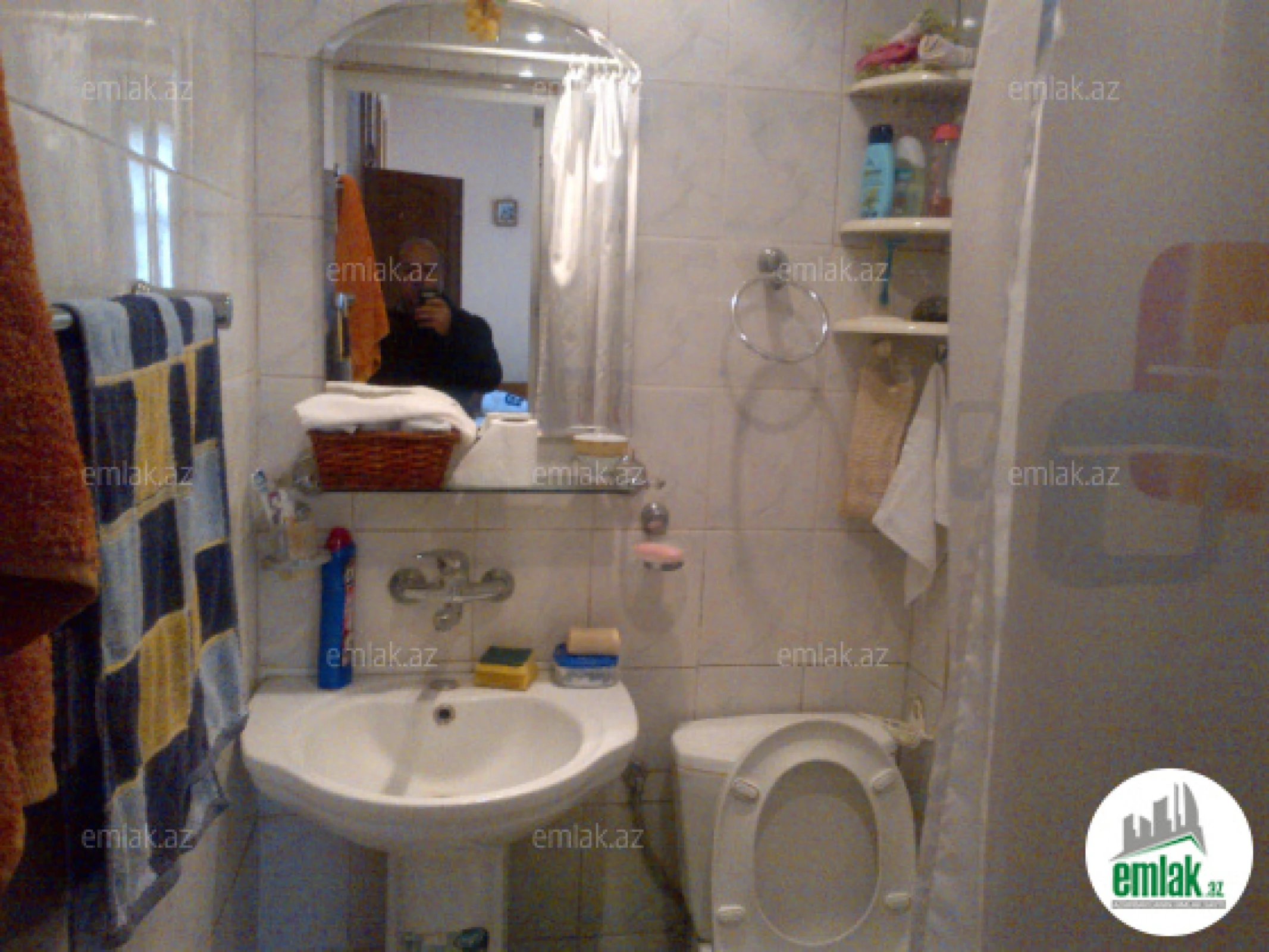 Satılır 2 otaqlı həyət evi 74 m²