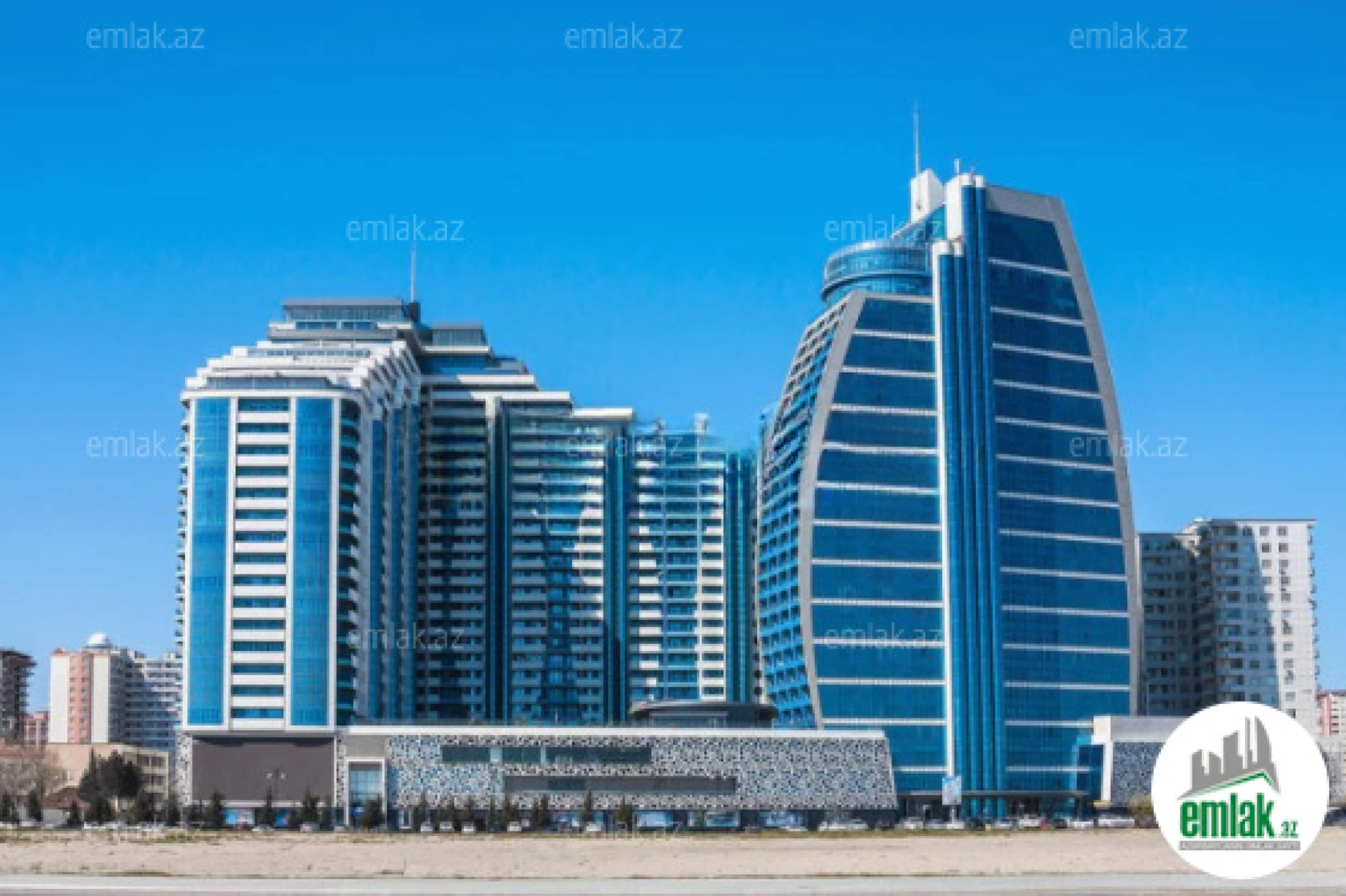 Satılır 4 otaqlı yeni tikili 250.5 m²