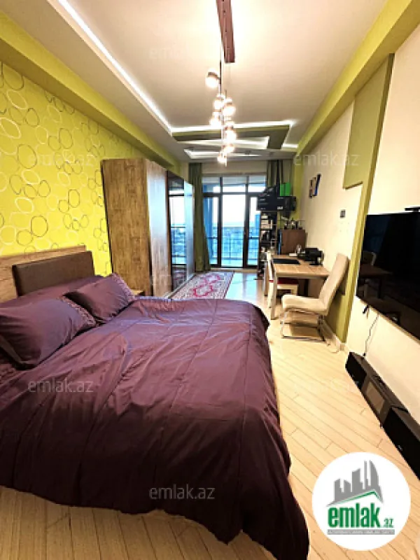 Satılır 4 otaqlı yeni tikili 250.5 m²
