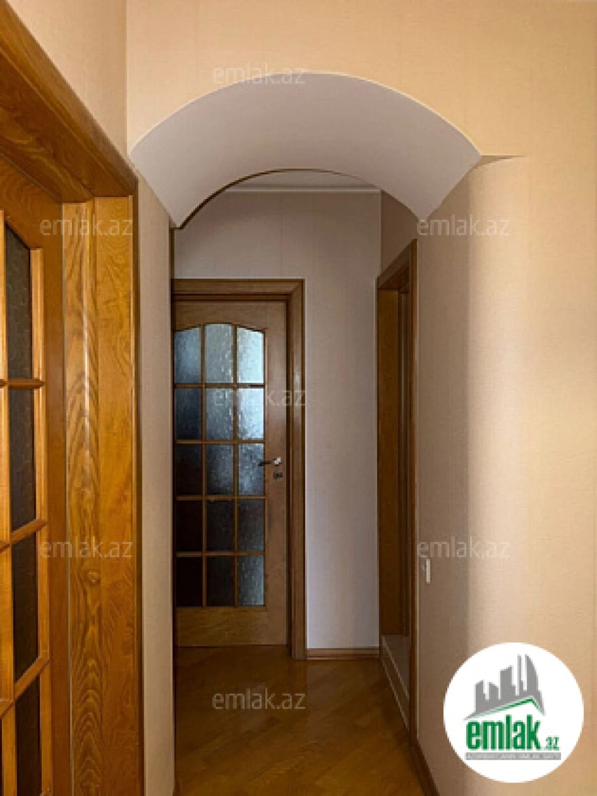 Satılır 3 otaqlı köhnə tikili 110 m²