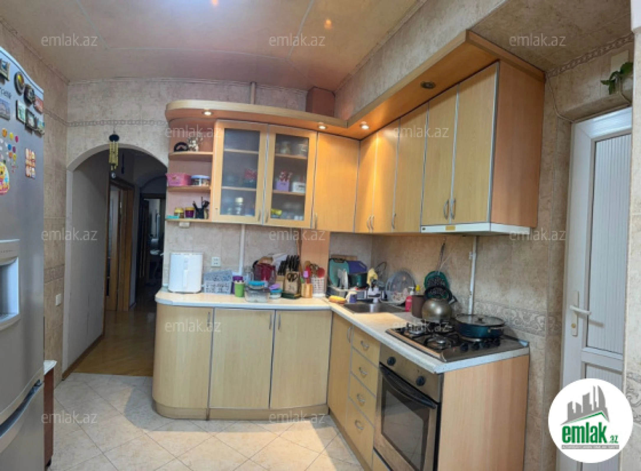 Satılır 3 otaqlı köhnə tikili 110 m²