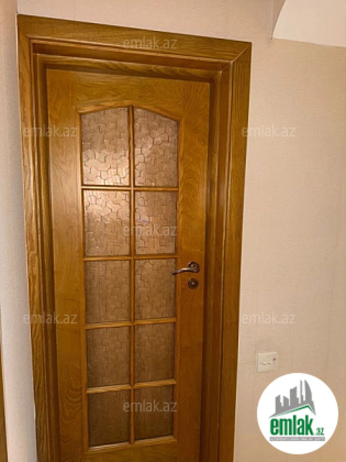 Satılır 3 otaqlı köhnə tikili 110 m²