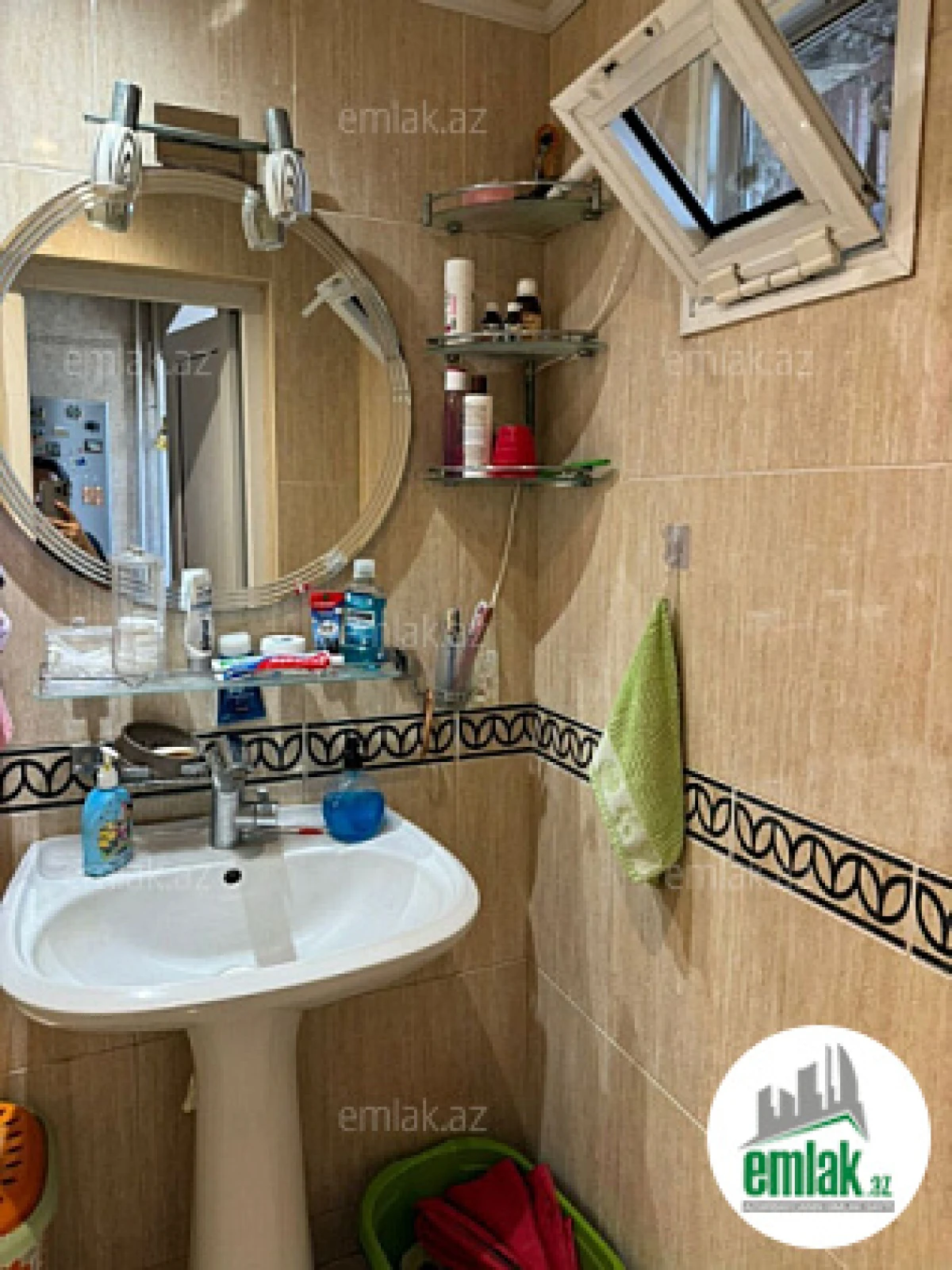 Satılır 3 otaqlı köhnə tikili 110 m²