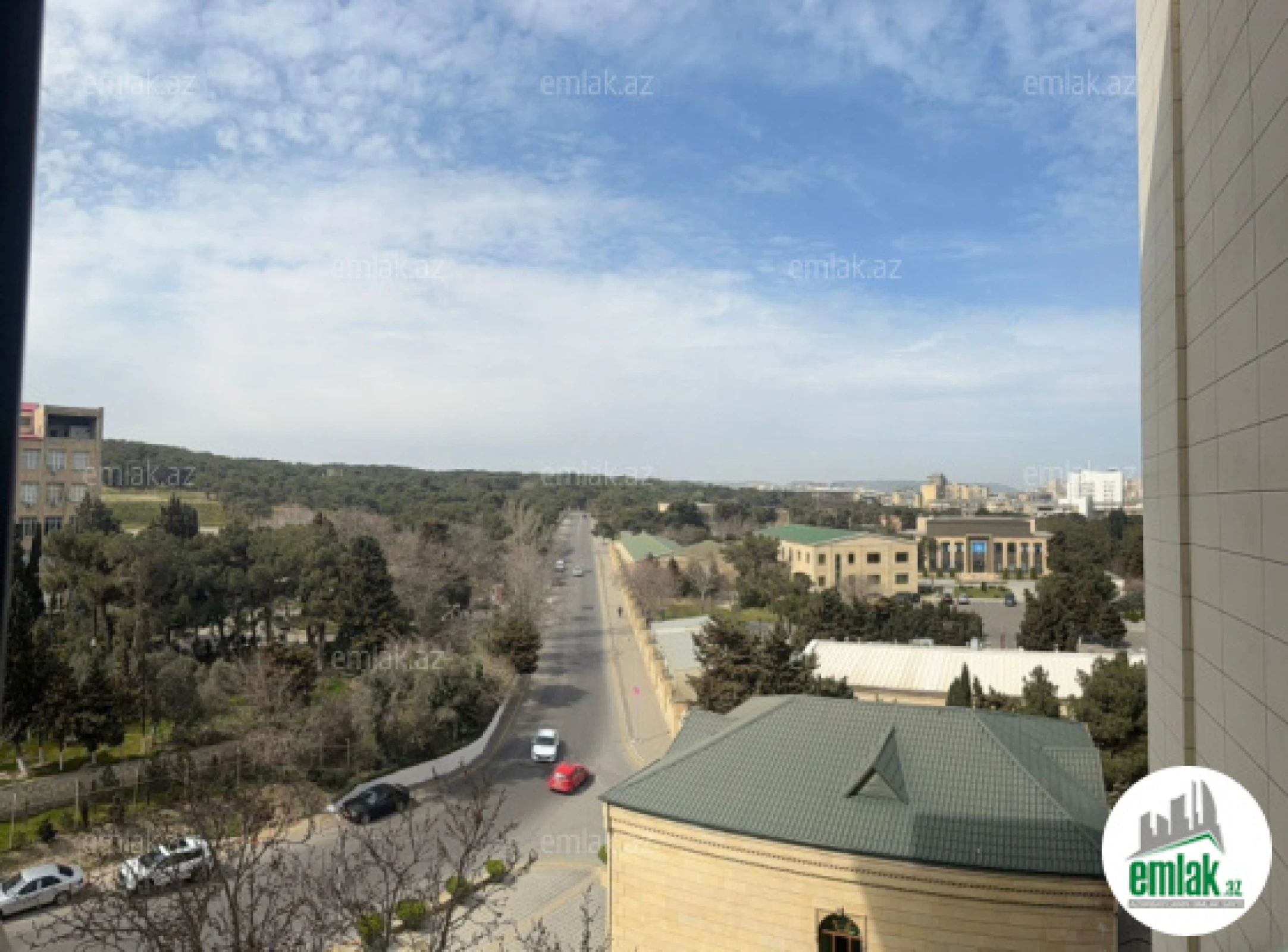 Satılır 3 otaqlı köhnə tikili 110 m²